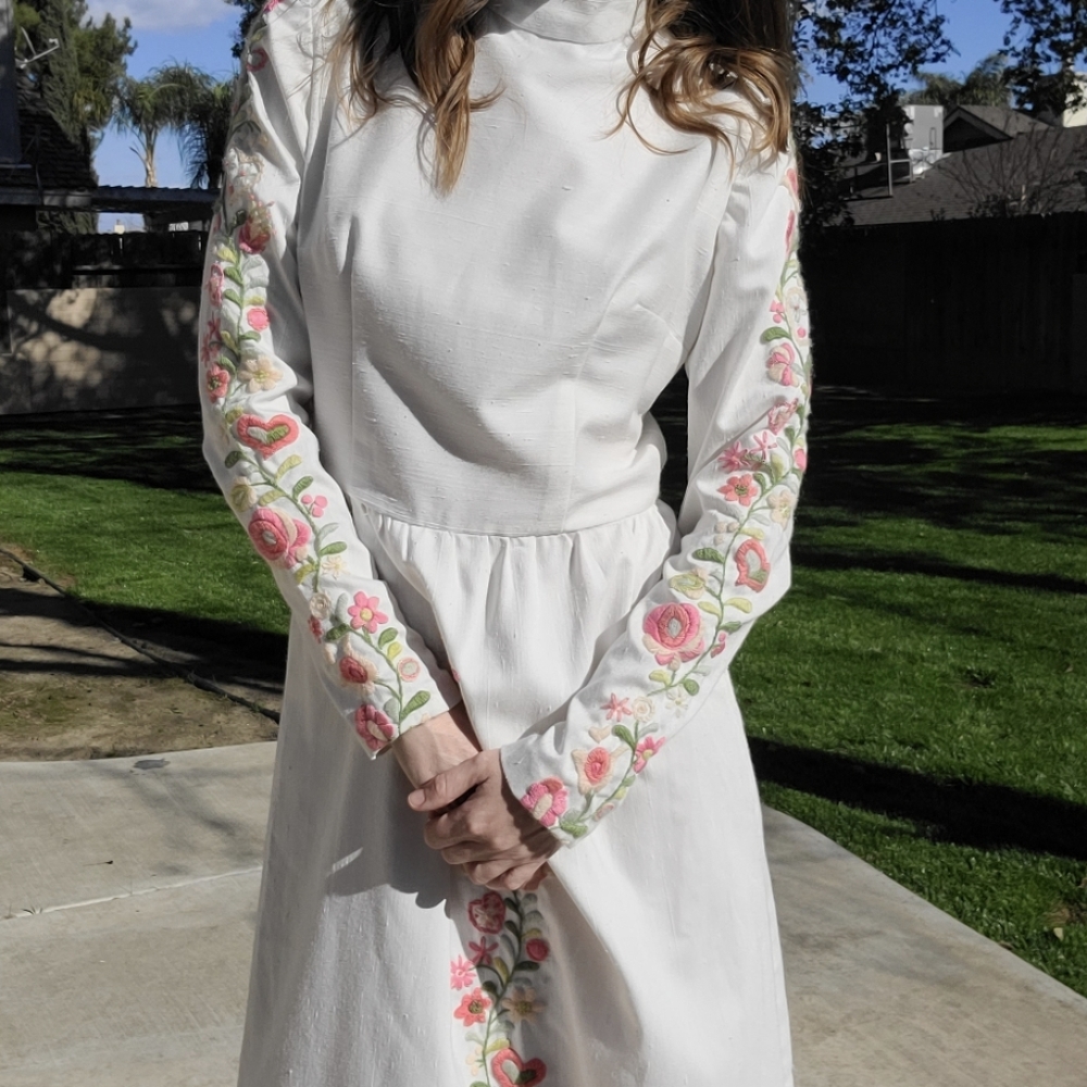 Vintage Floral Embroidered Maxi Wedding Cottage Prairie